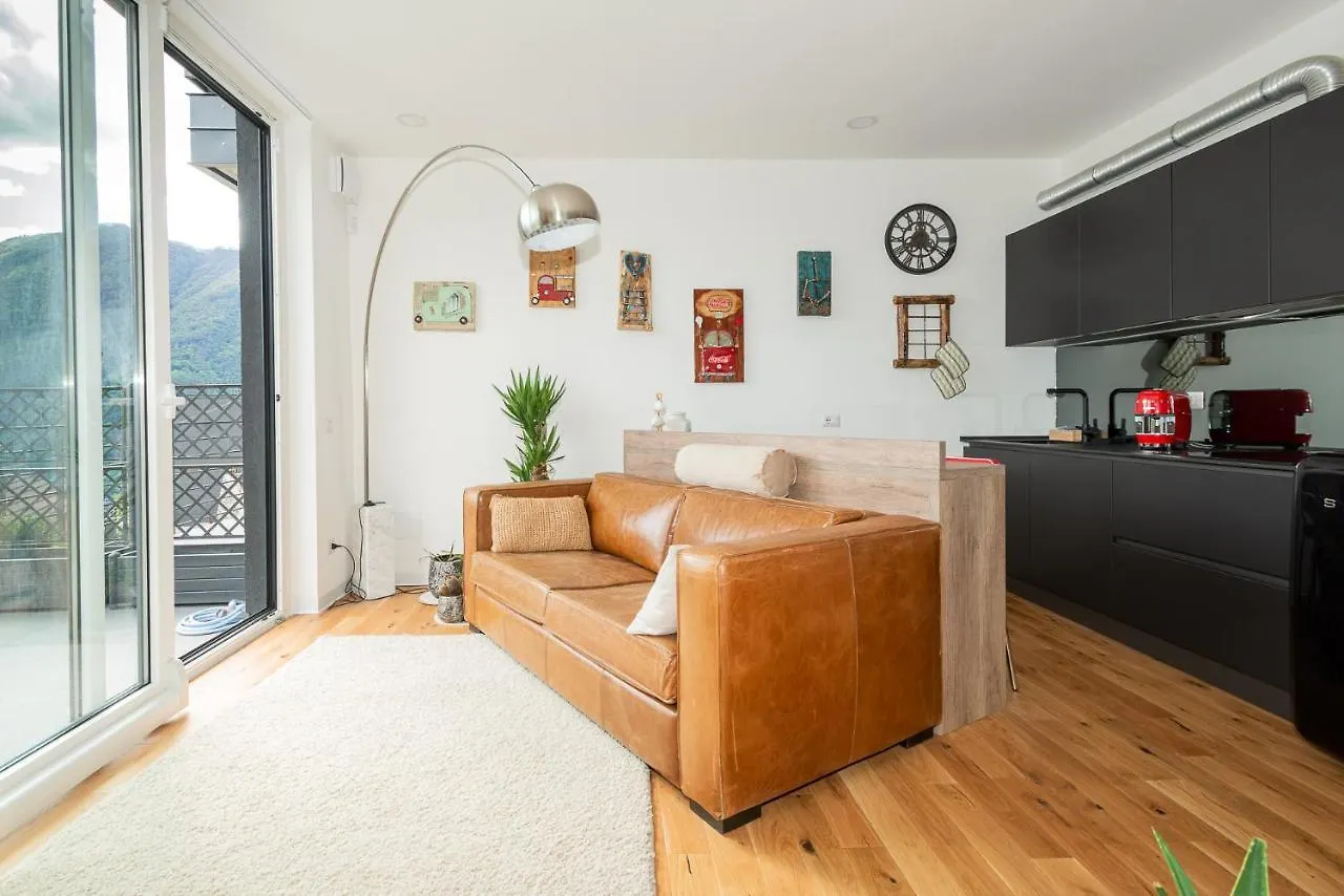 Appartamento Dany Con Vista Lago By Holiday Solutions Nesso Apartament